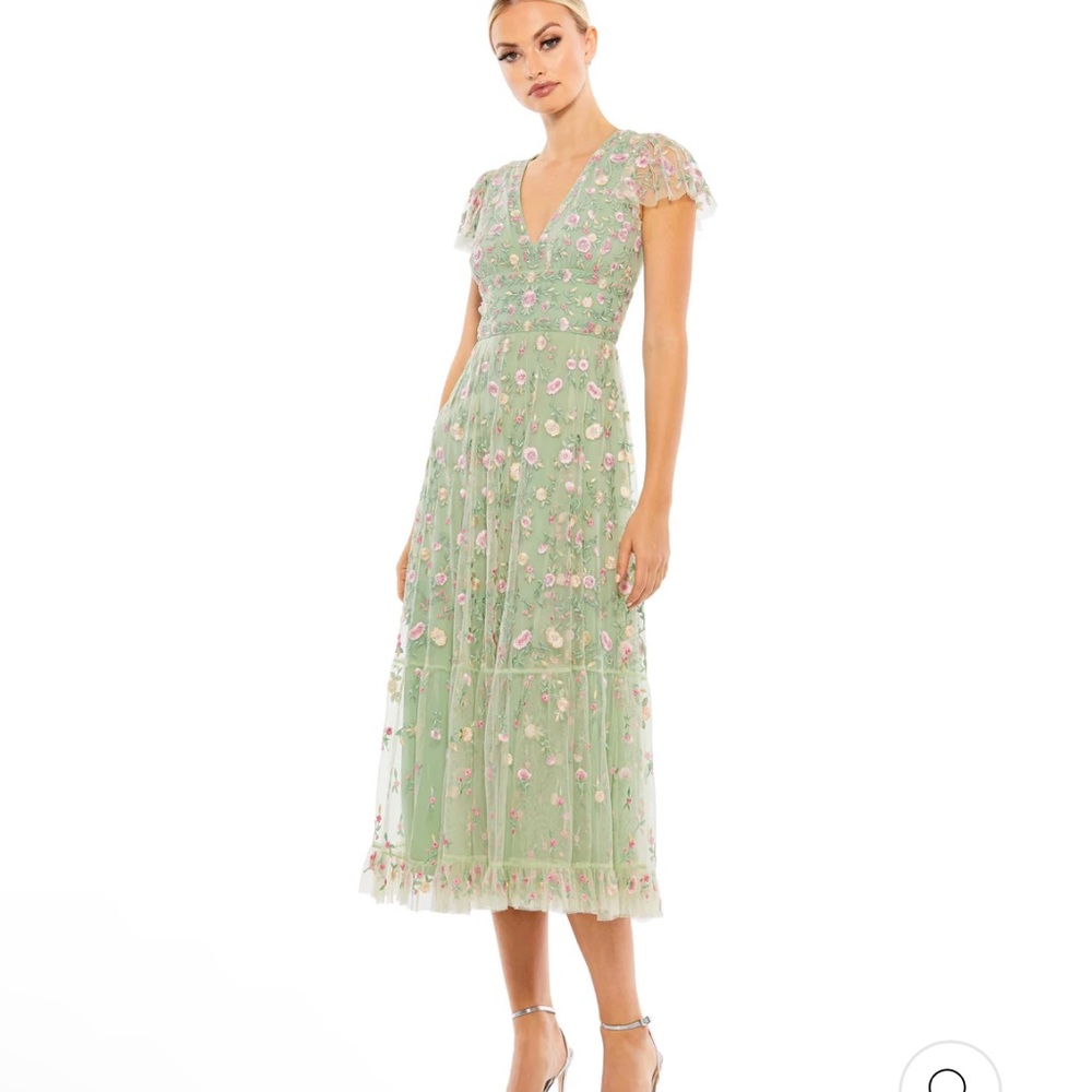 MAC DUGGAL embroidered vneck cap sleeve midi dress, size 12
